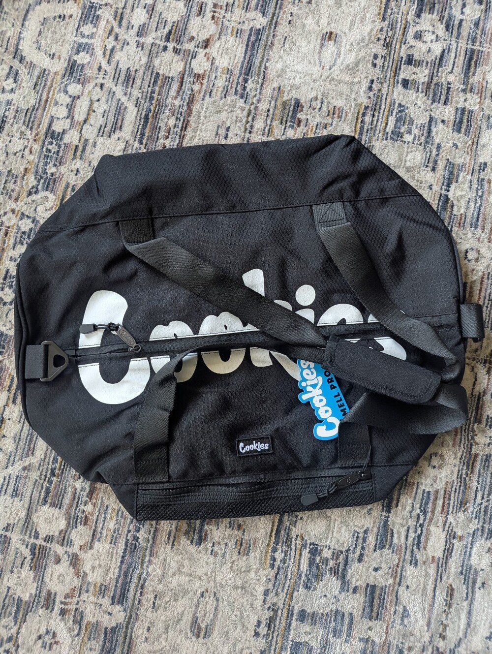 Cookies Summit Ripstop Smell Proof Black Duffel Bag NWT